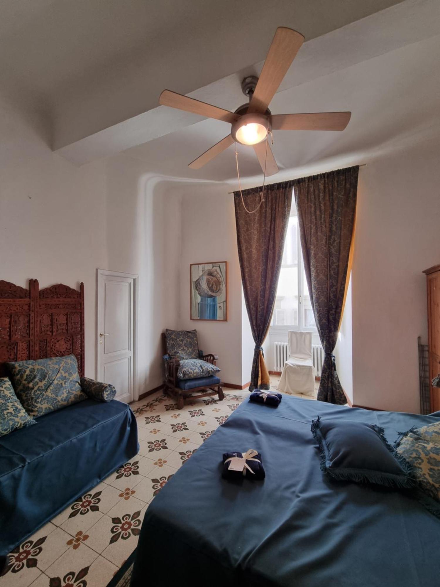 La Sede Dell'Arte Monolocale Studio E Camere In Torre Medievale Vicino A Duomo E Piazza Signoria Firenze Eksteriør billede