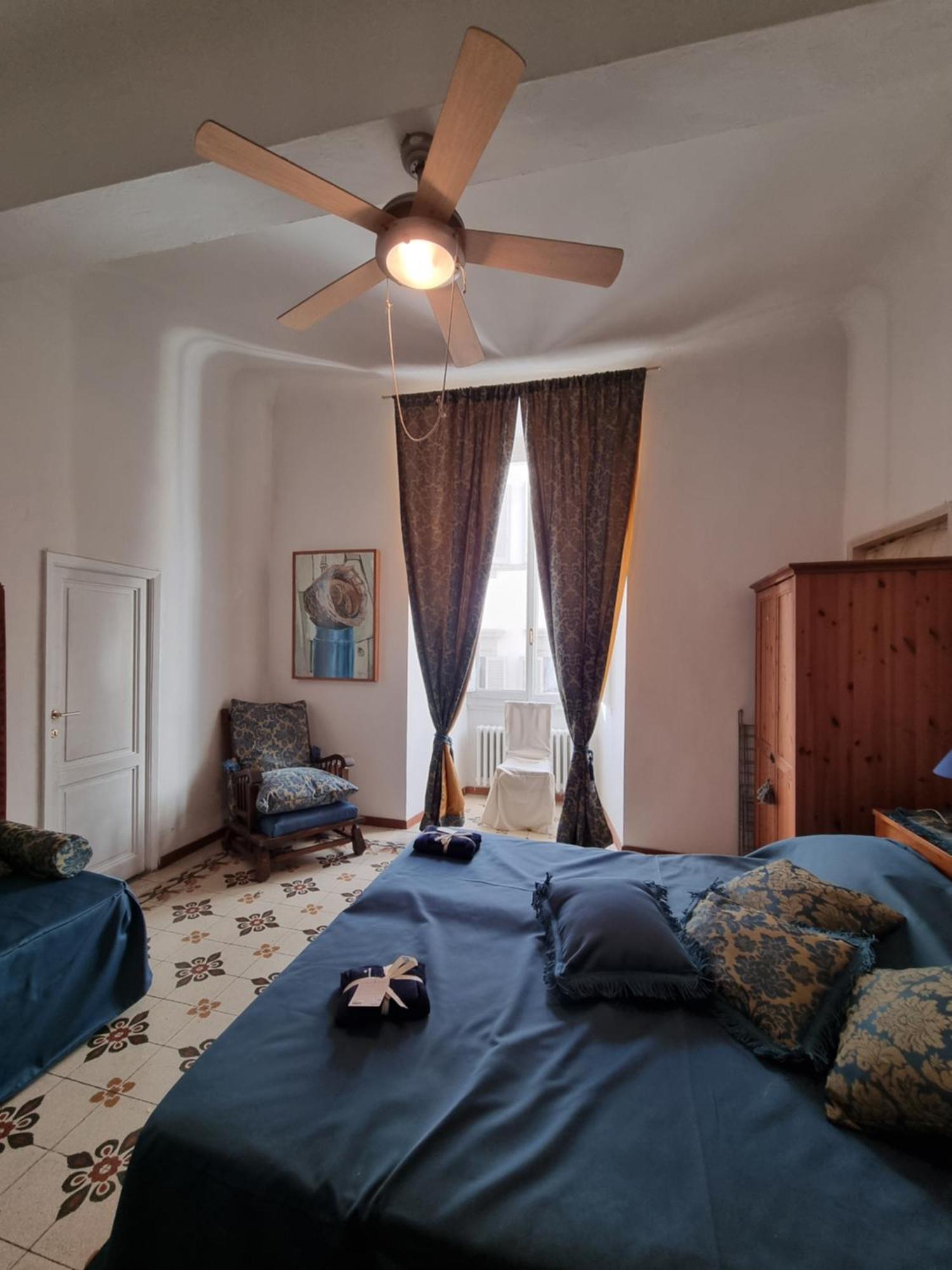 La Sede Dell'Arte Monolocale Studio E Camere In Torre Medievale Vicino A Duomo E Piazza Signoria Firenze Eksteriør billede